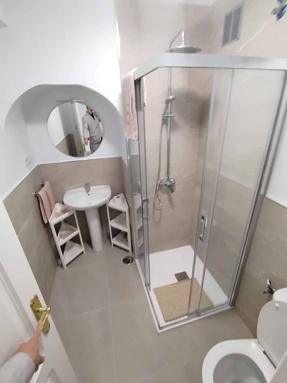 Hostel Latimoamericano Masculino Madrid Ngoại thất bức ảnh